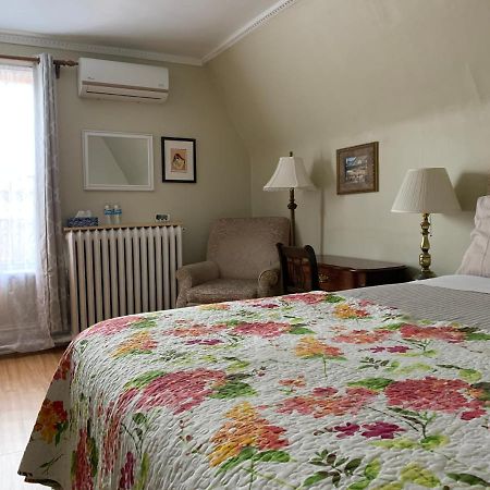 Rideau Inn オタワ エクステリア 写真