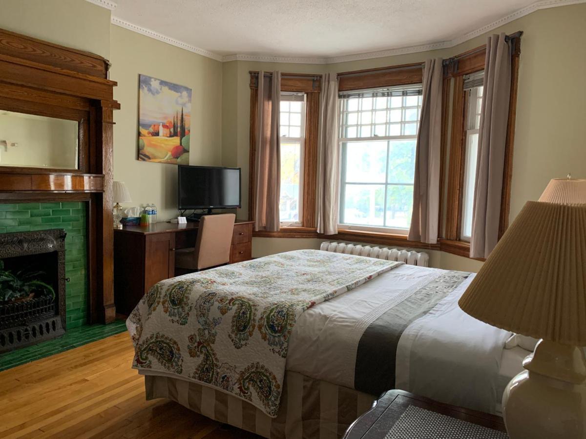 Rideau Inn オタワ エクステリア 写真